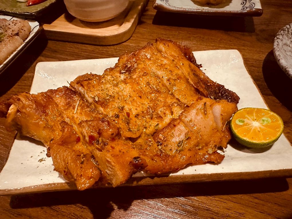 【板橋居酒屋推薦】菁禾町居酒屋  小酌解壓神店！串燒、炸物、暢飲499，讓你吃到停不下來！ @貝大小姐的多元心宇宙
