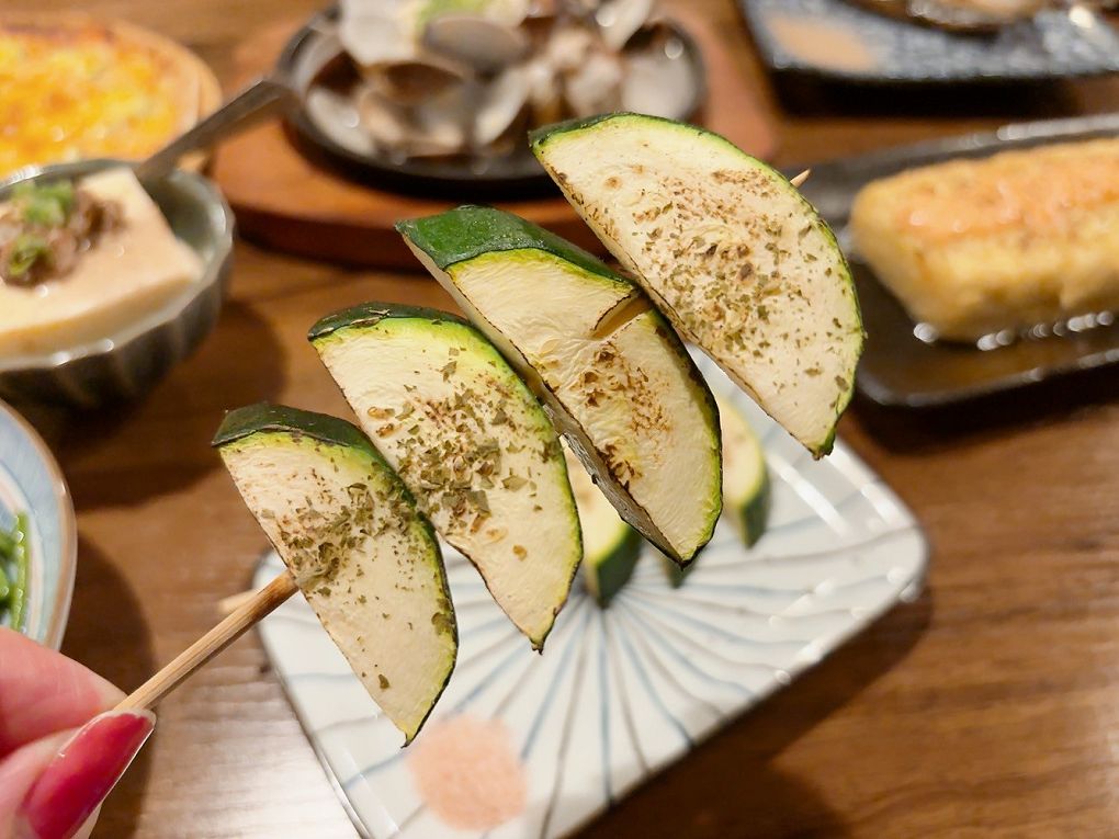 【板橋居酒屋推薦】菁禾町居酒屋  小酌解壓神店！串燒、炸物、暢飲499，讓你吃到停不下來！ @貝大小姐的多元心宇宙