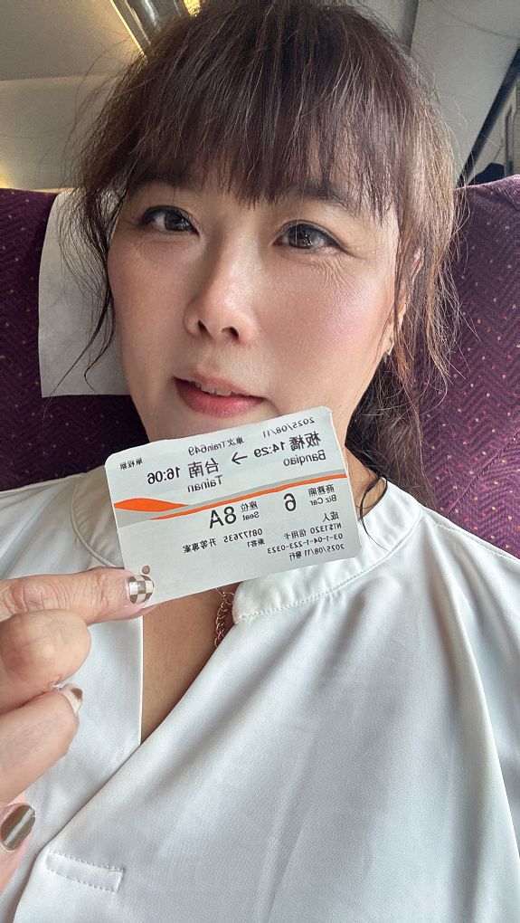 【網購 旅行配件推薦 】Travel Blue 藍旅-旅途有型禮盒(經典款)開箱,讓高鐵台鐵變成頭等艙的祕密武器,讓出差路上比度假還舒服! @貝大小姐的多元心宇宙 【網購 旅行配件推薦 】Travel Blue 藍旅-旅途有型禮盒(經典款)開箱,讓高鐵台鐵變成頭等艙的祕密武器,讓出差路上比度假還舒服! @貝大小姐的多元心宇宙