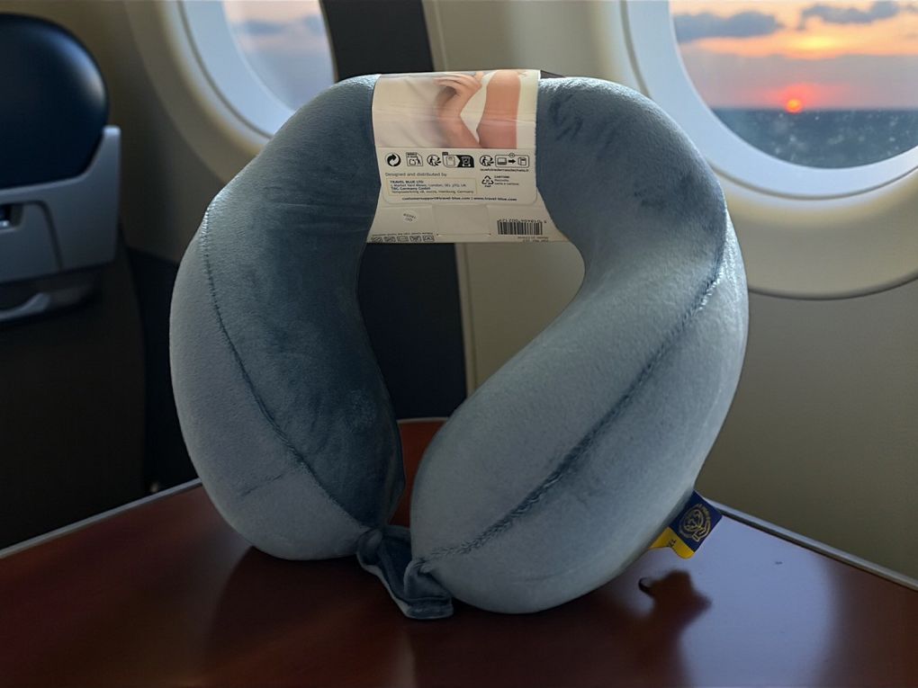 【網購 旅行配件推薦 】Travel Blue 藍旅-旅途有型禮盒(經典款)開箱,讓高鐵台鐵變成頭等艙的祕密武器,讓出差路上比度假還舒服! @貝大小姐的多元心宇宙 【網購 旅行配件推薦 】Travel Blue 藍旅-旅途有型禮盒(經典款)開箱,讓高鐵台鐵變成頭等艙的祕密武器,讓出差路上比度假還舒服! @貝大小姐的多元心宇宙