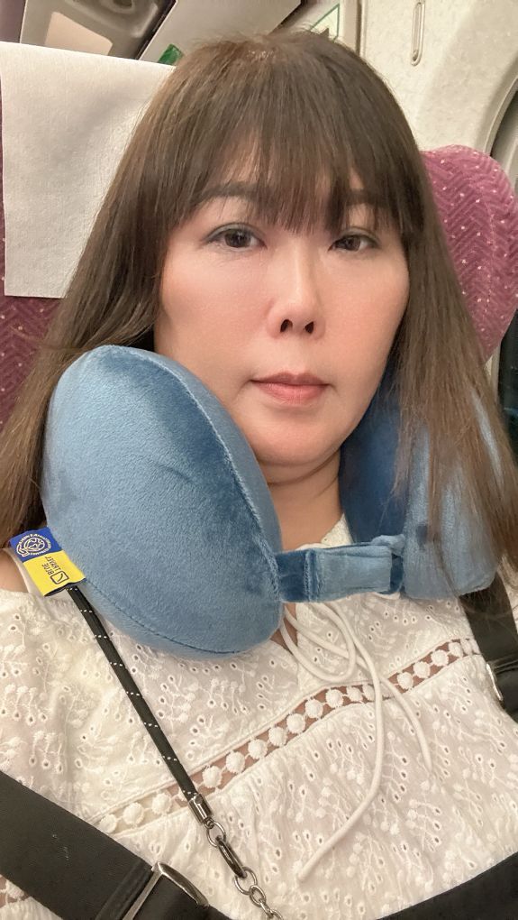 【網購 旅行配件推薦 】Travel Blue 藍旅-旅途有型禮盒(經典款)開箱,讓高鐵台鐵變成頭等艙的祕密武器,讓出差路上比度假還舒服! @貝大小姐的多元心宇宙 【網購 旅行配件推薦 】Travel Blue 藍旅-旅途有型禮盒(經典款)開箱,讓高鐵台鐵變成頭等艙的祕密武器,讓出差路上比度假還舒服! @貝大小姐的多元心宇宙