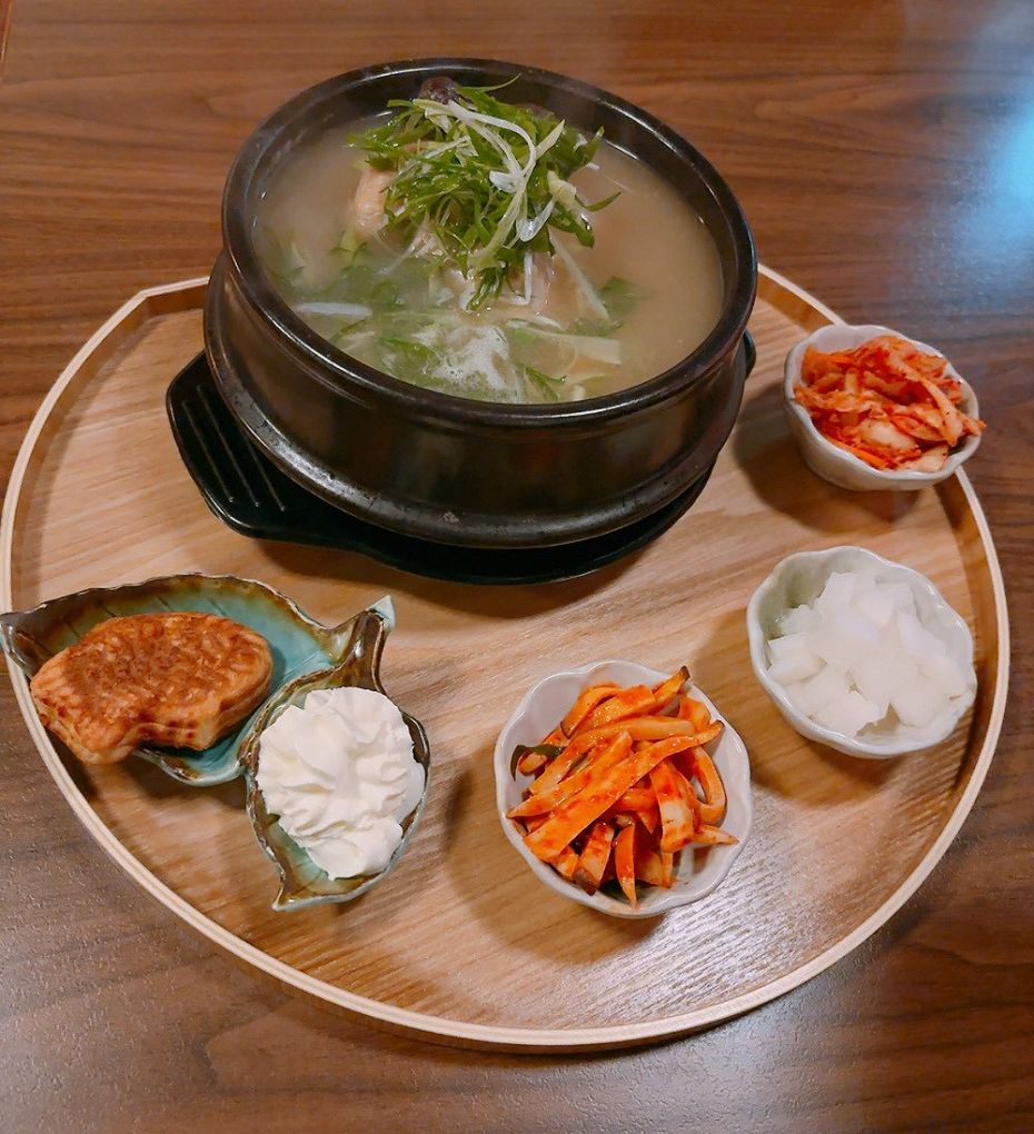 【中山站美食推薦】歐巴樂首爾餐桌 秋天進補就靠這鍋蔘雞湯!貼心補身兩不誤~ @貝大小姐的多元心宇宙 【中山站美食推薦】歐巴樂首爾餐桌 秋天進補就靠這鍋蔘雞湯!貼心補身兩不誤~ @貝大小姐的多元心宇宙