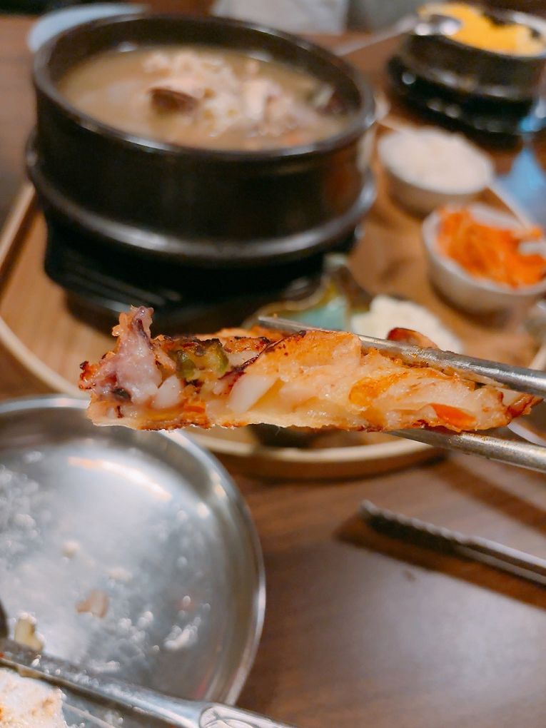 【中山站美食推薦】歐巴樂首爾餐桌 秋天進補就靠這鍋蔘雞湯！貼心補身兩不誤～ @貝大小姐的多元心宇宙