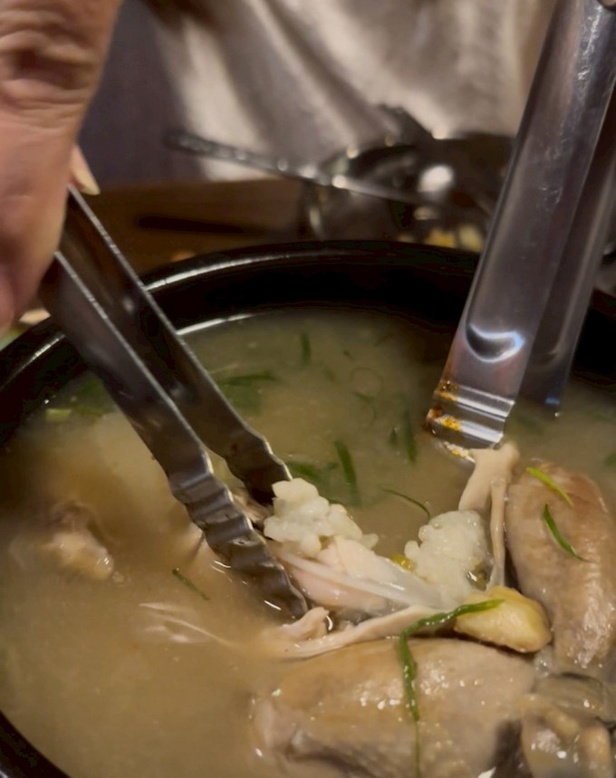 【中山站美食推薦】歐巴樂首爾餐桌 秋天進補就靠這鍋蔘雞湯!貼心補身兩不誤~ @貝大小姐的多元心宇宙 【中山站美食推薦】歐巴樂首爾餐桌 秋天進補就靠這鍋蔘雞湯!貼心補身兩不誤~ @貝大小姐的多元心宇宙