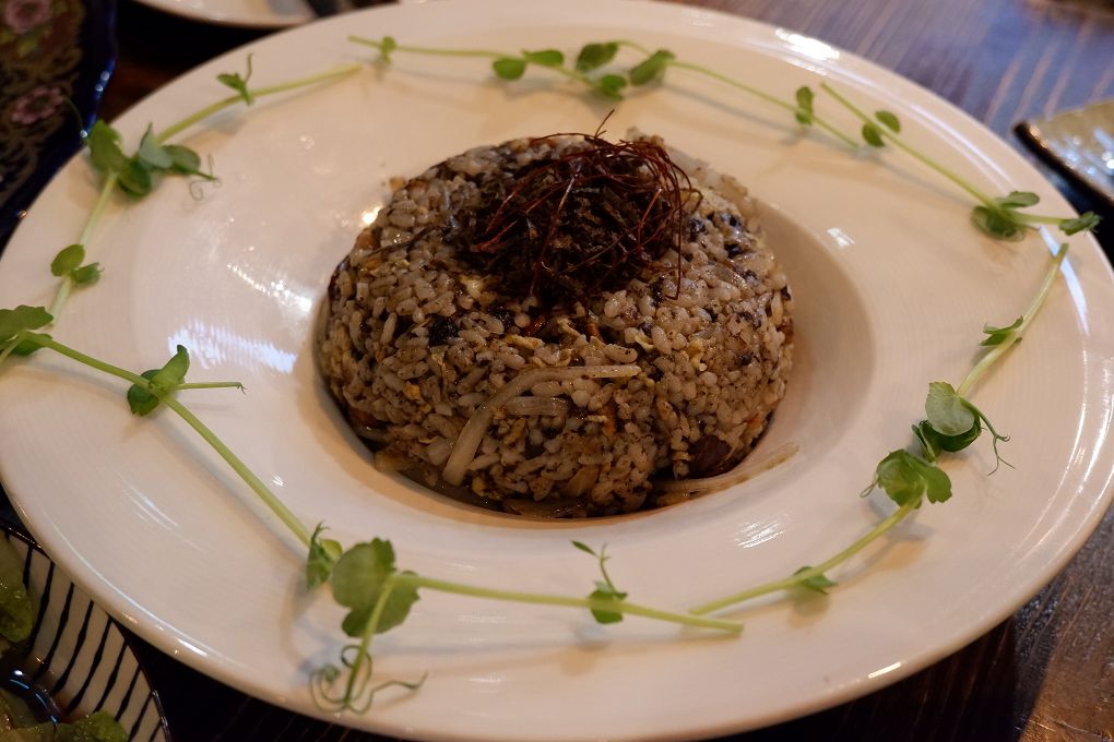 【忠孝復興站餐酒館推薦】調味品串酒坊 微醺限定!忠孝復興站最Chill餐酒館,火山排骨配特調生啤太銷魂! @貝大小姐的多元心宇宙 【忠孝復興站餐酒館推薦】調味品串酒坊 微醺限定!忠孝復興站最Chill餐酒館,火山排骨配特調生啤太銷魂! @貝大小姐的多元心宇宙