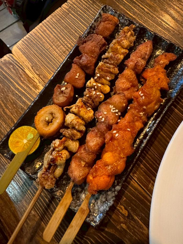 【忠孝復興站餐酒館推薦】調味品串酒坊 微醺限定!忠孝復興站最Chill餐酒館,火山排骨配特調生啤太銷魂! @貝大小姐的多元心宇宙 【忠孝復興站餐酒館推薦】調味品串酒坊 微醺限定!忠孝復興站最Chill餐酒館,火山排骨配特調生啤太銷魂! @貝大小姐的多元心宇宙