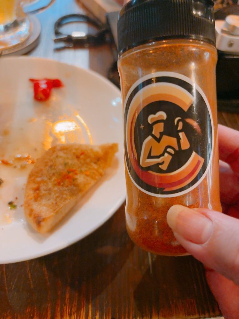 【忠孝復興站餐酒館推薦】調味品串酒坊 微醺限定!忠孝復興站最Chill餐酒館,火山排骨配特調生啤太銷魂! @貝大小姐的多元心宇宙 【忠孝復興站餐酒館推薦】調味品串酒坊 微醺限定!忠孝復興站最Chill餐酒館,火山排骨配特調生啤太銷魂! @貝大小姐的多元心宇宙