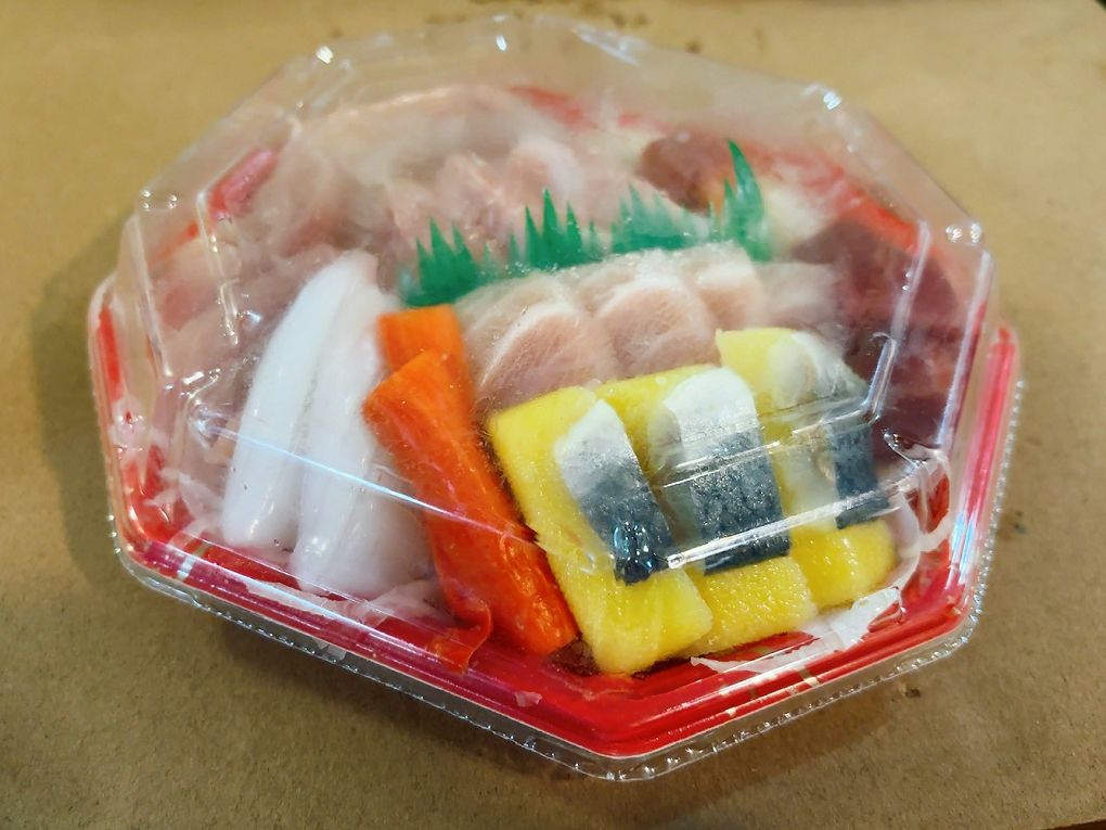 【餐車市集 美食推薦】彭家飯湯 搬家後的意外驚喜!淡水新春街美食餐車市集讓我遇見美味的古早味飯湯! @貝大小姐的多元心宇宙 【餐車市集 美食推薦】彭家飯湯 搬家後的意外驚喜!淡水新春街美食餐車市集讓我遇見美味的古早味飯湯! @貝大小姐的多元心宇宙