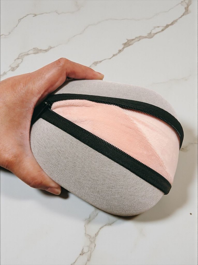 【網購旅行配件推薦】Travel Blue 新年限定極致禮盒 新年送禮不用想，頸枕收納的同時也直接收服人心！ @貝大小姐的多元心宇宙