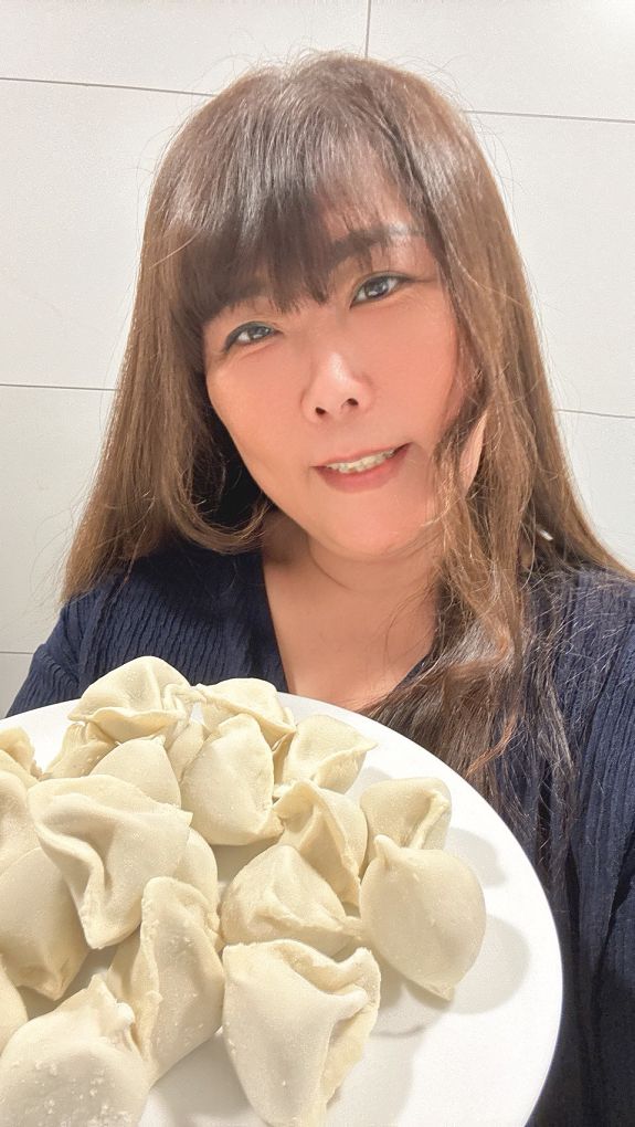 【網購水餃推薦】橫須賀調理所嚴選 老惦三十手工水餃  黃昏市場排隊傳奇，水餃控必收！ @貝大小姐的多元心宇宙