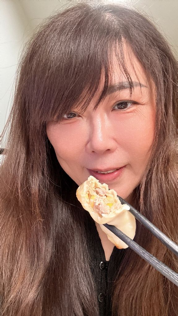 【網購水餃推薦】橫須賀調理所嚴選 老惦三十手工水餃  黃昏市場排隊傳奇，水餃控必收！ @貝大小姐的多元心宇宙