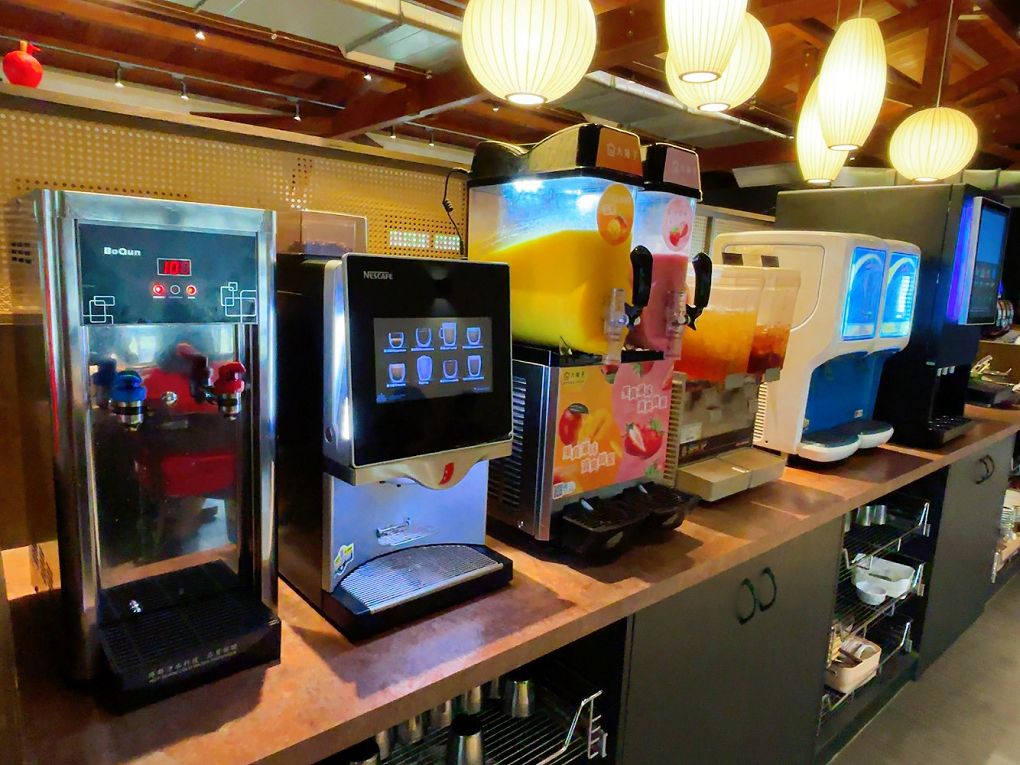 【宜蘭火鍋餐廳推薦】鼎楓寶島火鍋 旗艦店 從環境到湯頭都很可以，Google 評價 4.7 星不是假的！ @貝大小姐的多元心宇宙