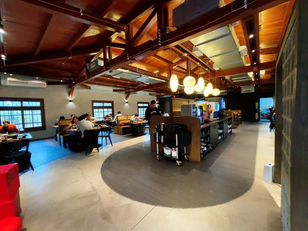 【宜蘭火鍋餐廳推薦】鼎楓寶島火鍋 旗艦店 從環境到湯頭都很可以，Google 評價 4.7 星不是假的！ @貝大小姐的多元心宇宙