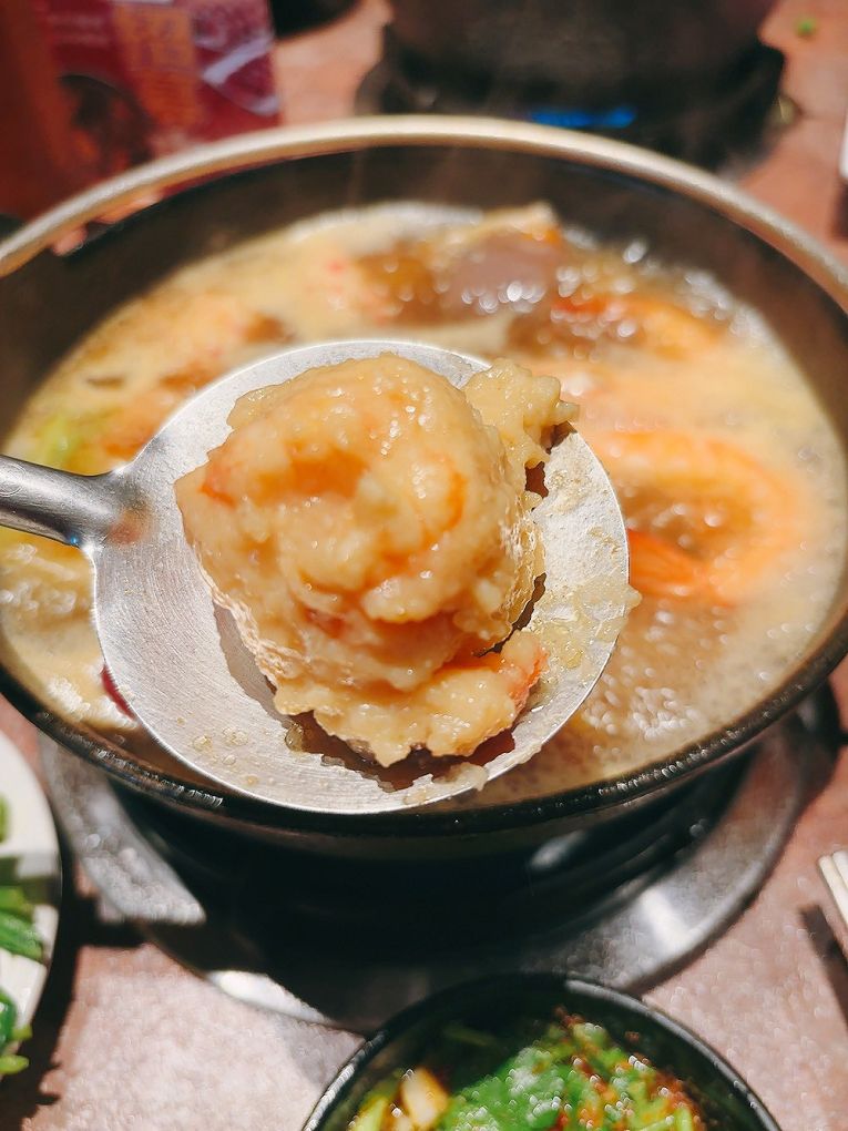 【宜蘭火鍋餐廳推薦】鼎楓寶島火鍋 旗艦店 從環境到湯頭都很可以，Google 評價 4.7 星不是假的！ @貝大小姐的多元心宇宙