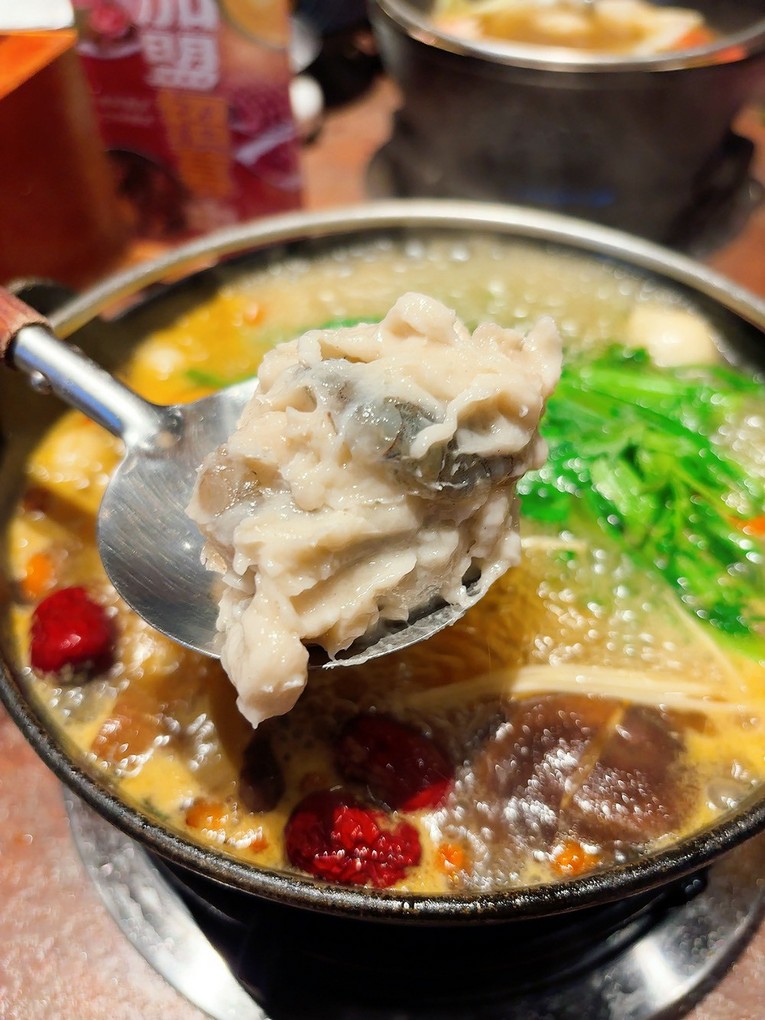 【宜蘭火鍋餐廳推薦】鼎楓寶島火鍋 旗艦店 從環境到湯頭都很可以，Google 評價 4.7 星不是假的！ @貝大小姐的多元心宇宙