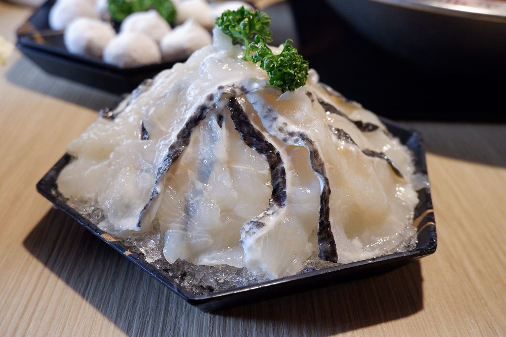 【台北內湖區 麻辣鴛鴦鍋推薦】四川龍府 火鍋界的實力派，吃一次就上癮！ @貝大小姐的多元心宇宙