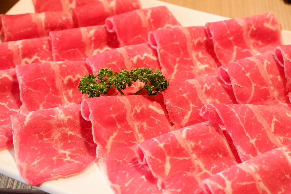 【台北內湖區 麻辣鴛鴦鍋推薦】四川龍府 火鍋界的實力派，吃一次就上癮！ @貝大小姐的多元心宇宙