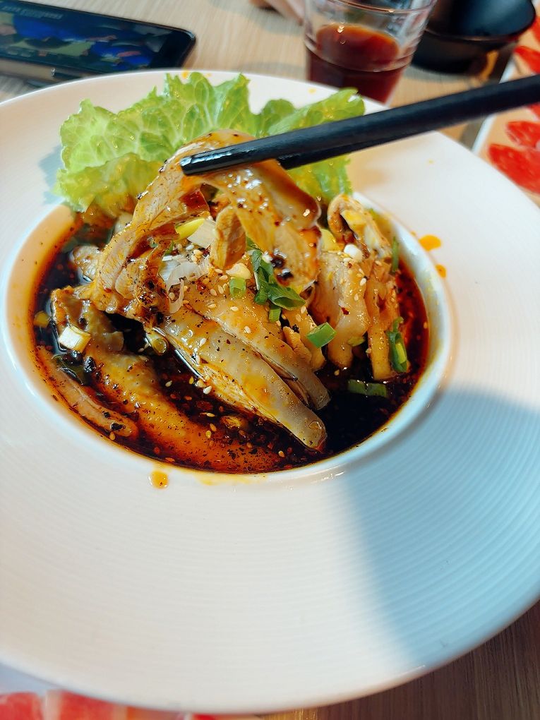 【台北內湖區 麻辣鴛鴦鍋推薦】四川龍府 火鍋界的實力派，吃一次就上癮！ @貝大小姐的多元心宇宙