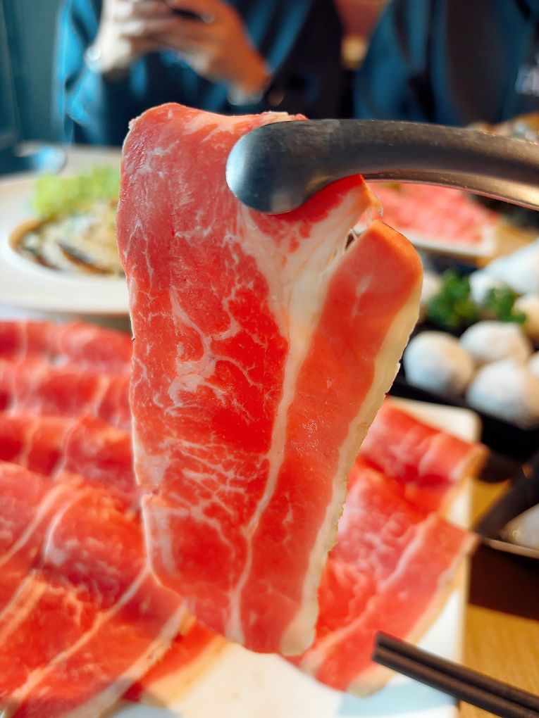 【台北內湖區 麻辣鴛鴦鍋推薦】四川龍府 火鍋界的實力派，吃一次就上癮！ @貝大小姐的多元心宇宙