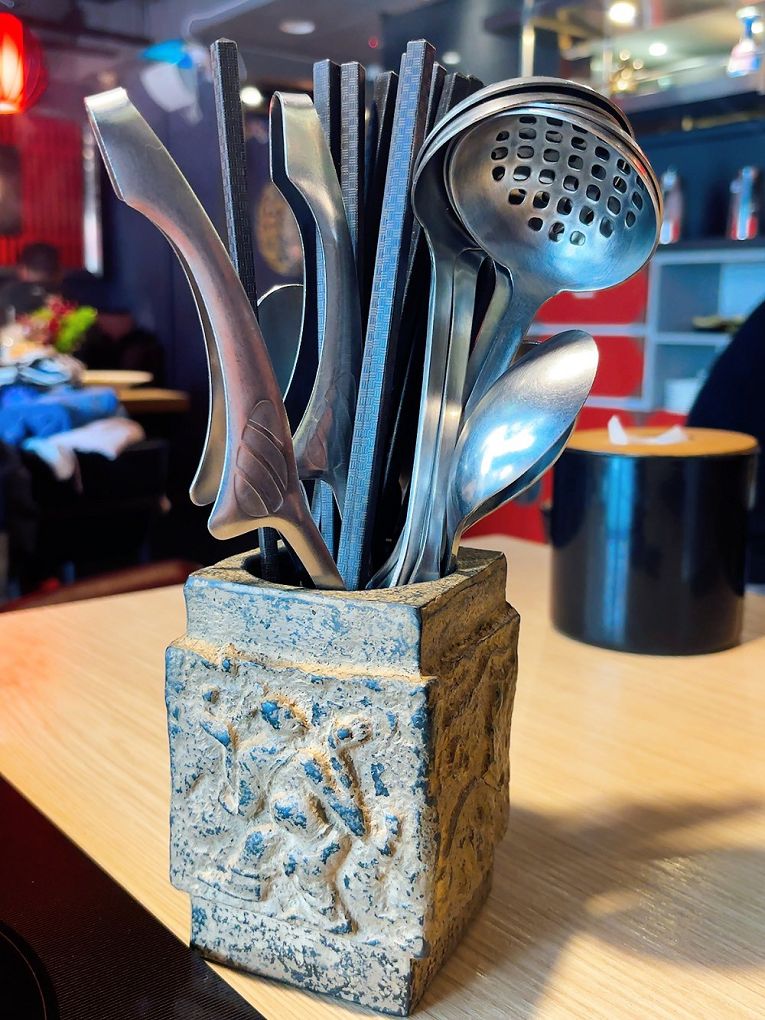 【台北內湖區 麻辣鴛鴦鍋推薦】四川龍府 火鍋界的實力派，吃一次就上癮！ @貝大小姐的多元心宇宙