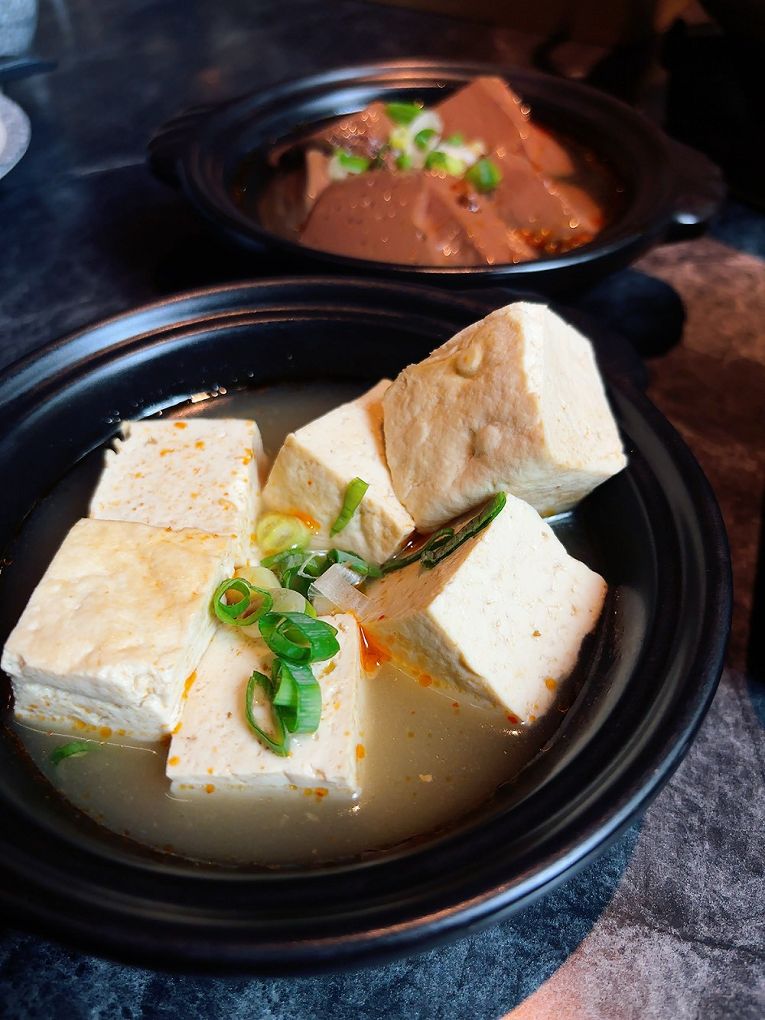 【桃園青埔 鴛鴦火鍋推薦】怎麻辣頂級鴛鴦麻辣火鍋 四宮格火鍋超滿足，火鍋控必訪！ @貝大小姐的多元心宇宙