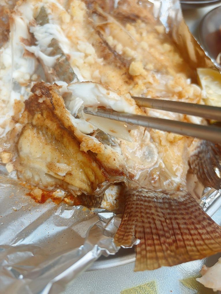 【台南中西區烤雞】吃雞會社烤雞專賣台南店 隱身台南中西區的「吃雞」聖地！酥脆雞皮及雞肉香氣太誘人！ @貝大小姐的多元心宇宙