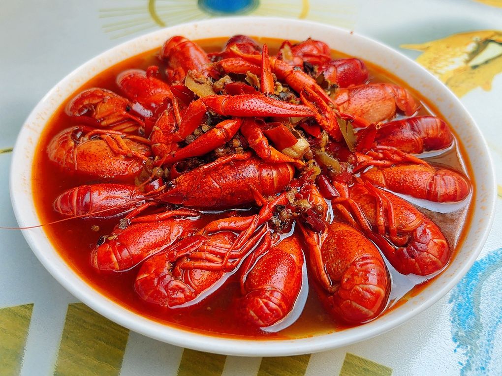 【台南中西區烤雞】吃雞會社烤雞專賣台南店 隱身台南中西區的「吃雞」聖地！酥脆雞皮及雞肉香氣太誘人！ @貝大小姐的多元心宇宙