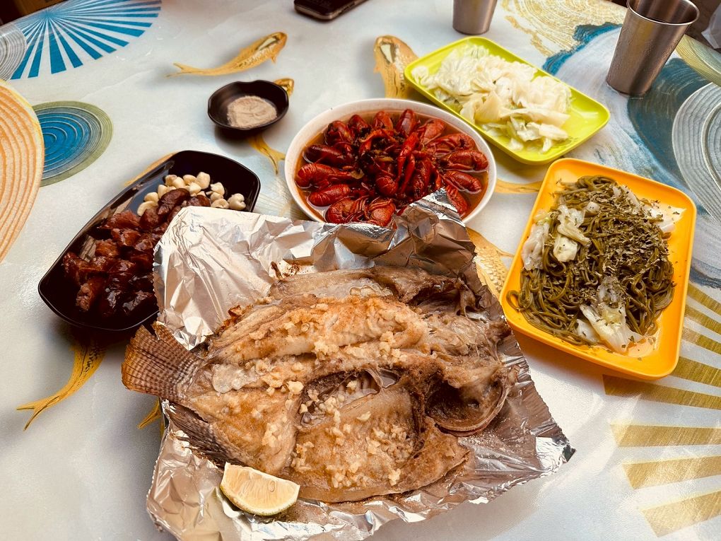 【台南中西區烤雞】吃雞會社烤雞專賣台南店 隱身台南中西區的「吃雞」聖地！酥脆雞皮及雞肉香氣太誘人！ @貝大小姐的多元心宇宙