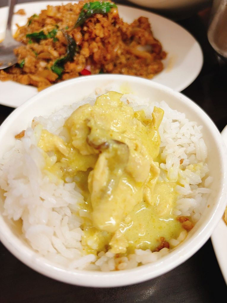 【蘆洲泰式料理推薦】夏天小館泰式料理 ครัวพี่ฟู่ 香辣過癮，每一道料理都是白飯小偷！後勁讓你忍不住再續三碗飯！ @貝大小姐的多元心宇宙