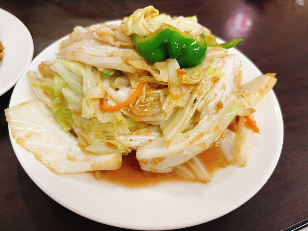 【蘆洲泰式料理推薦】夏天小館泰式料理 ครัวพี่ฟู่ 香辣過癮，每一道料理都是白飯小偷！後勁讓你忍不住再續三碗飯！ @貝大小姐的多元心宇宙