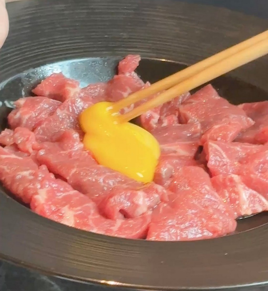 【桃園青埔 鴛鴦火鍋推薦】怎麻辣頂級鴛鴦麻辣火鍋 四宮格火鍋超滿足，火鍋控必訪！ @貝大小姐的多元心宇宙