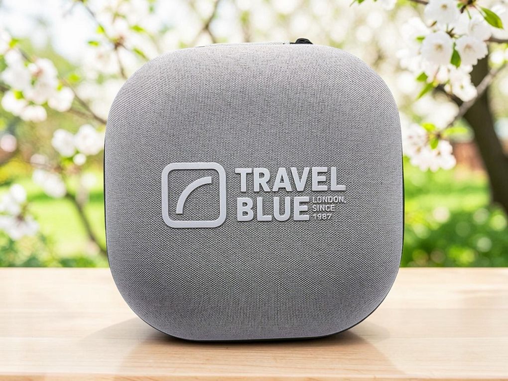 【網購頸枕收納盒推薦】Travel Blue 頸枕收納盒 頸枕終於有家了，旅行收納不再亂七八糟！ @貝大小姐的多元心宇宙