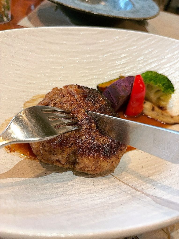 【花蓮車站美食推薦】郭榮市火腿 榮市食堂(富國店)從老字號職人火腿到創意料理,吃出花蓮好味道! @貝大小姐的多元心宇宙 【花蓮車站美食推薦】郭榮市火腿 榮市食堂(富國店)從老字號職人火腿到創意料理,吃出花蓮好味道! @貝大小姐的多元心宇宙