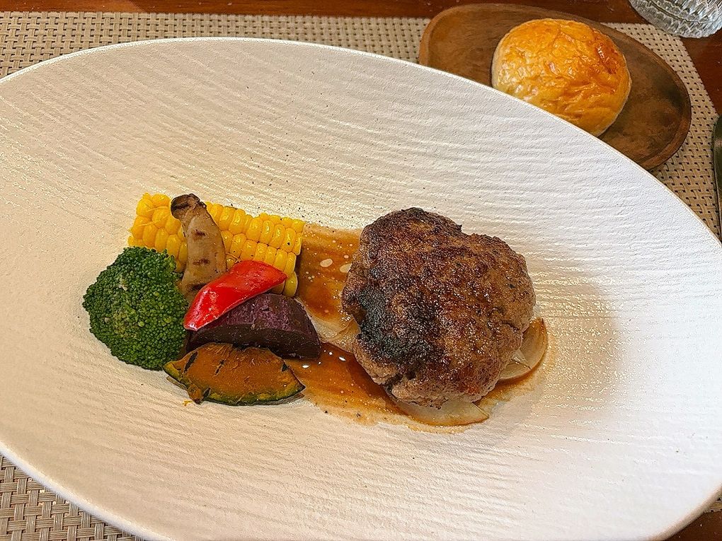 【花蓮車站美食推薦】郭榮市火腿 榮市食堂(富國店)從老字號職人火腿到創意料理,吃出花蓮好味道! @貝大小姐的多元心宇宙 【花蓮車站美食推薦】郭榮市火腿 榮市食堂(富國店)從老字號職人火腿到創意料理,吃出花蓮好味道! @貝大小姐的多元心宇宙