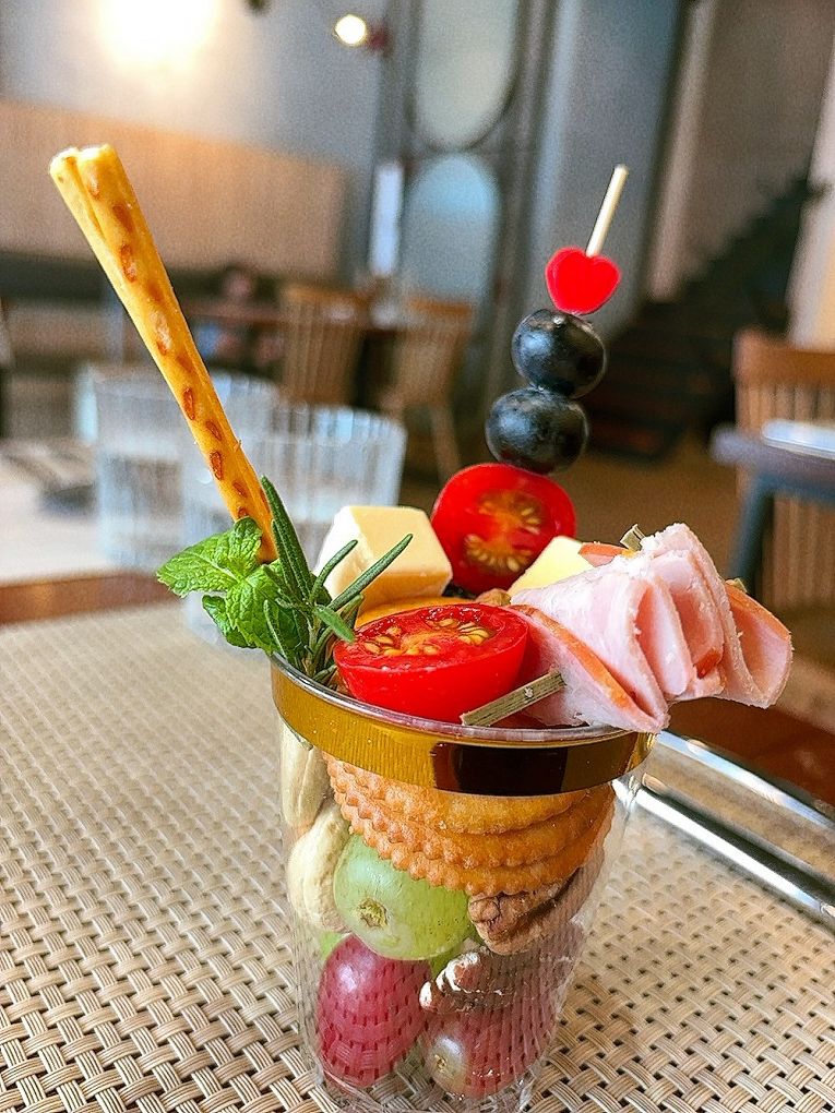 【花蓮車站美食推薦】郭榮市火腿 榮市食堂(富國店)從老字號職人火腿到創意料理,吃出花蓮好味道! @貝大小姐的多元心宇宙 【花蓮車站美食推薦】郭榮市火腿 榮市食堂(富國店)從老字號職人火腿到創意料理,吃出花蓮好味道! @貝大小姐的多元心宇宙