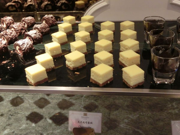 @新莊美食@ 品花苑自助式餐廳 讓你吃遍全世界! @貝大小姐的多元心宇宙