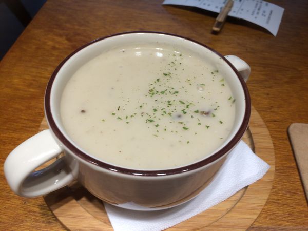 @台北 東區 美食@ CAMPUS CAFE 湯，真的很重要 @貝大小姐的多元心宇宙