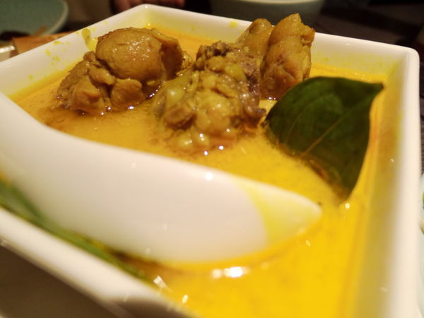 【台中 南屯區】 很越南宮廷料理 &#8211; 你一定沒吃過的帽子鍋！（歇業中） @貝大小姐的多元心宇宙