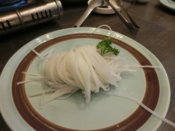 【台中 南屯區】 很越南宮廷料理 &#8211; 你一定沒吃過的帽子鍋！（歇業中） @貝大小姐的多元心宇宙