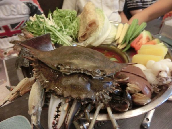 【台中 南屯區】 很越南宮廷料理 &#8211; 你一定沒吃過的帽子鍋！（歇業中） @貝大小姐的多元心宇宙
