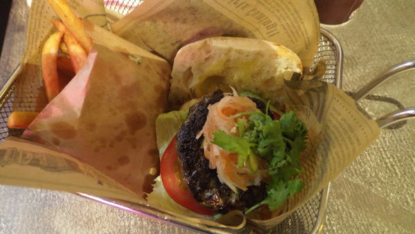 【台北 國父紀念館站】Burger Ray個性漢堡 @貝大小姐的多元心宇宙