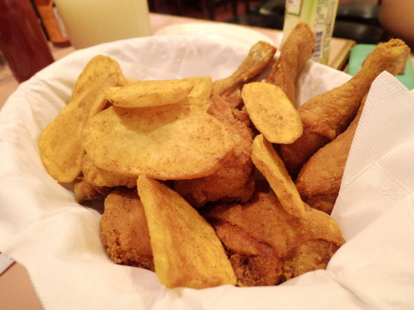 【台北 國父紀念館站】蘇阿姨比薩屋 @貝大小姐的多元心宇宙