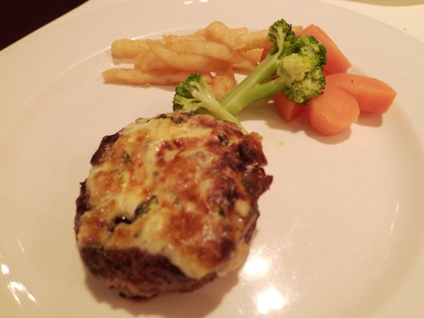 【新北市 板橋站】法樂琪Salad Steak House @貝大小姐的多元心宇宙