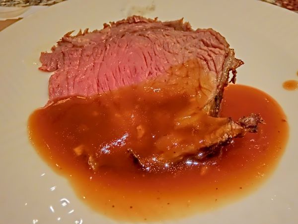 【高雄 中央公園站】 漢來大飯店 海港自助餐廳 @貝大小姐的多元心宇宙