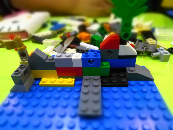 【台北 小巨蛋站】BRICK WORKS 樂高積木咖啡廳 @貝大小姐的多元心宇宙