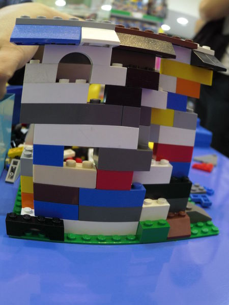 【台北 小巨蛋站】BRICK WORKS 樂高積木咖啡廳 @貝大小姐的多元心宇宙