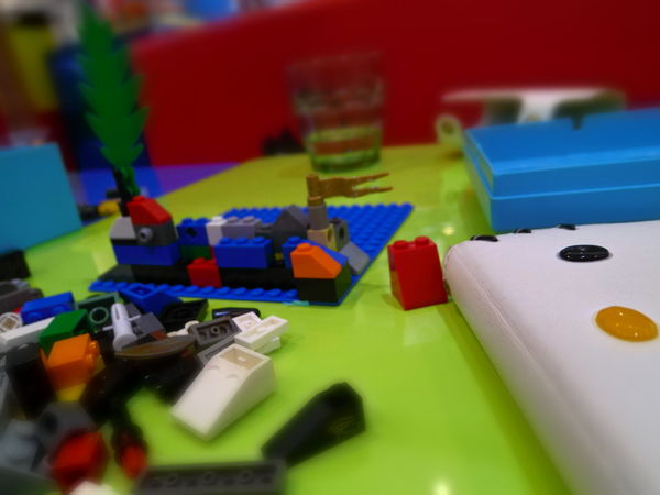 【台北 小巨蛋站】BRICK WORKS 樂高積木咖啡廳 @貝大小姐的多元心宇宙