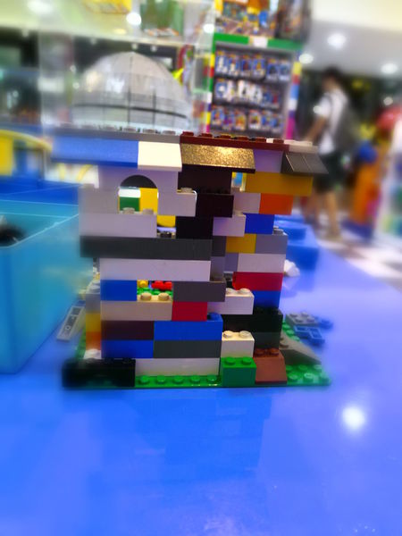 【台北 小巨蛋站】BRICK WORKS 樂高積木咖啡廳 @貝大小姐的多元心宇宙