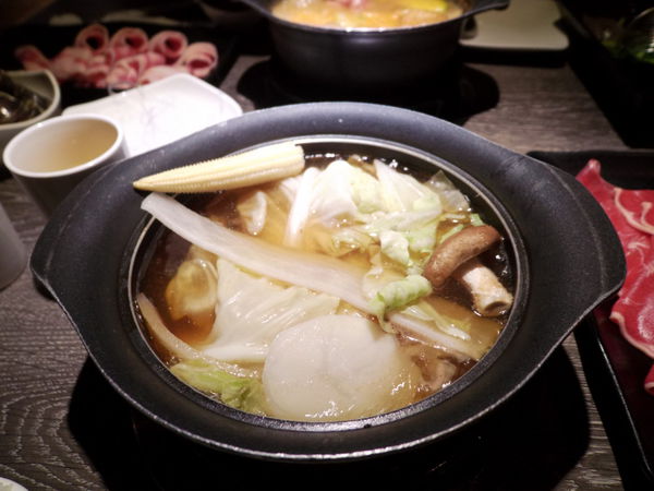 【桃園 中正藝文特區】村民食堂 海月鍋物 @貝大小姐的多元心宇宙