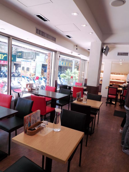 【台北 小巨蛋站】Italian Tomato Café &#038; Bakery @貝大小姐的多元心宇宙
